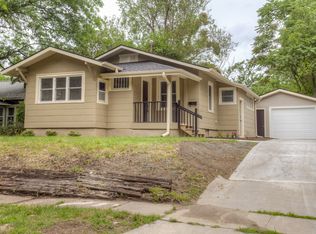 2423 Franklin Ave, Des Moines, IA 50310