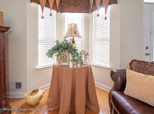 3 Rachael Dr, Morganville, NJ 07751