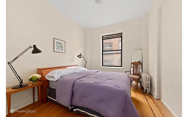 Sold by Douglas Elliman | media 17