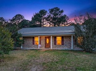 57 Alan Rd, Carriere, MS 39426