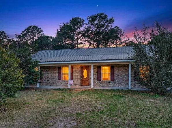 57 Alan Rd, Carriere, MS 39426