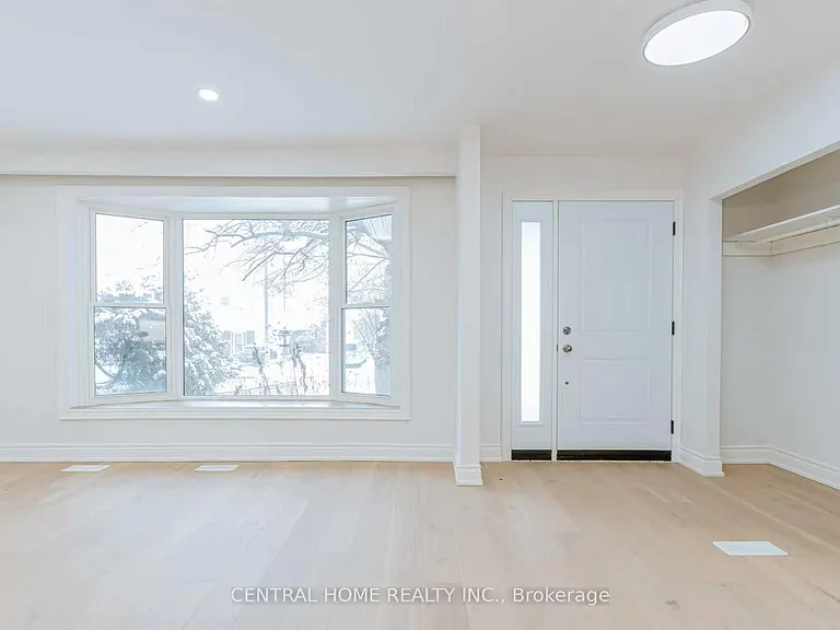 47 Sherwood Forest Dr #MAIN — Photo 4