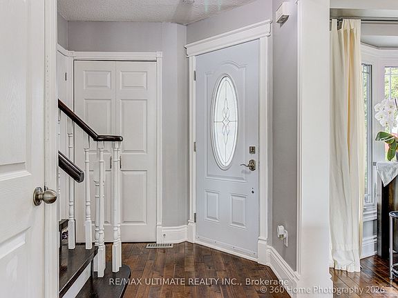 4th image of 23 Windham Cres
