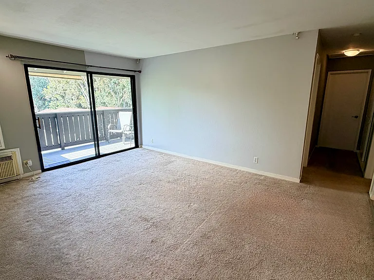 1481 Marchbanks Dr #3 — Photo 3