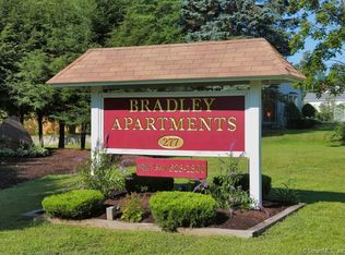 10 S Elm St APT A5, Windsor Locks, CT 06096