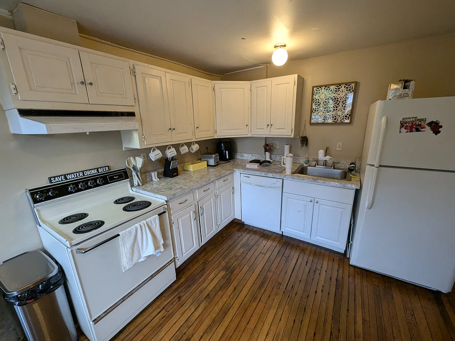 4 bed, $3,800 — Photo 3