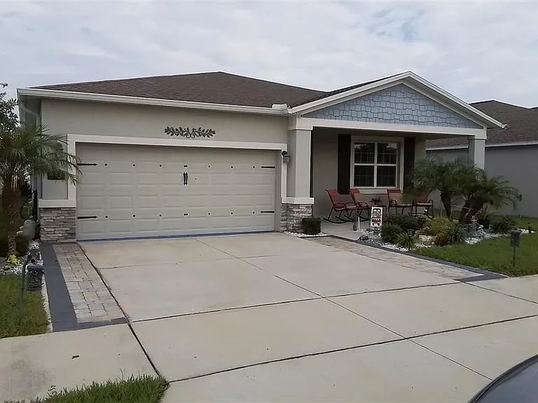 113 Taft Dr — Photo 1