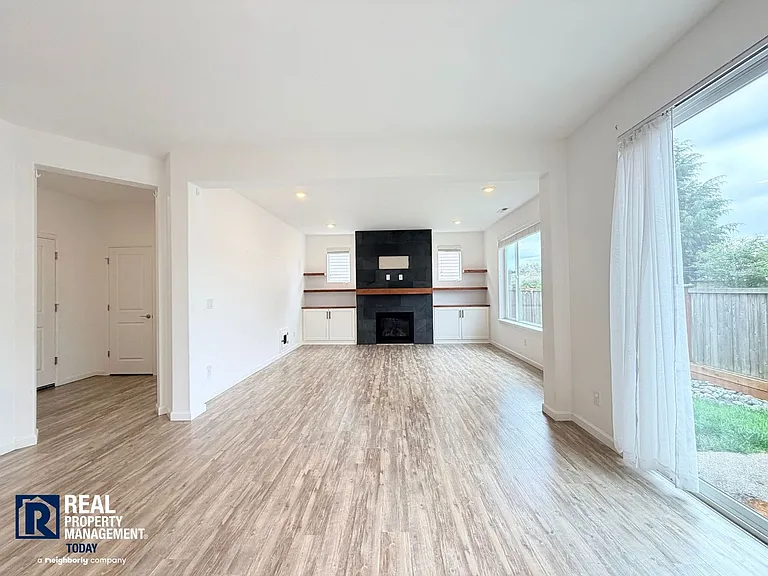 15329 SE 278th St — Photo 8