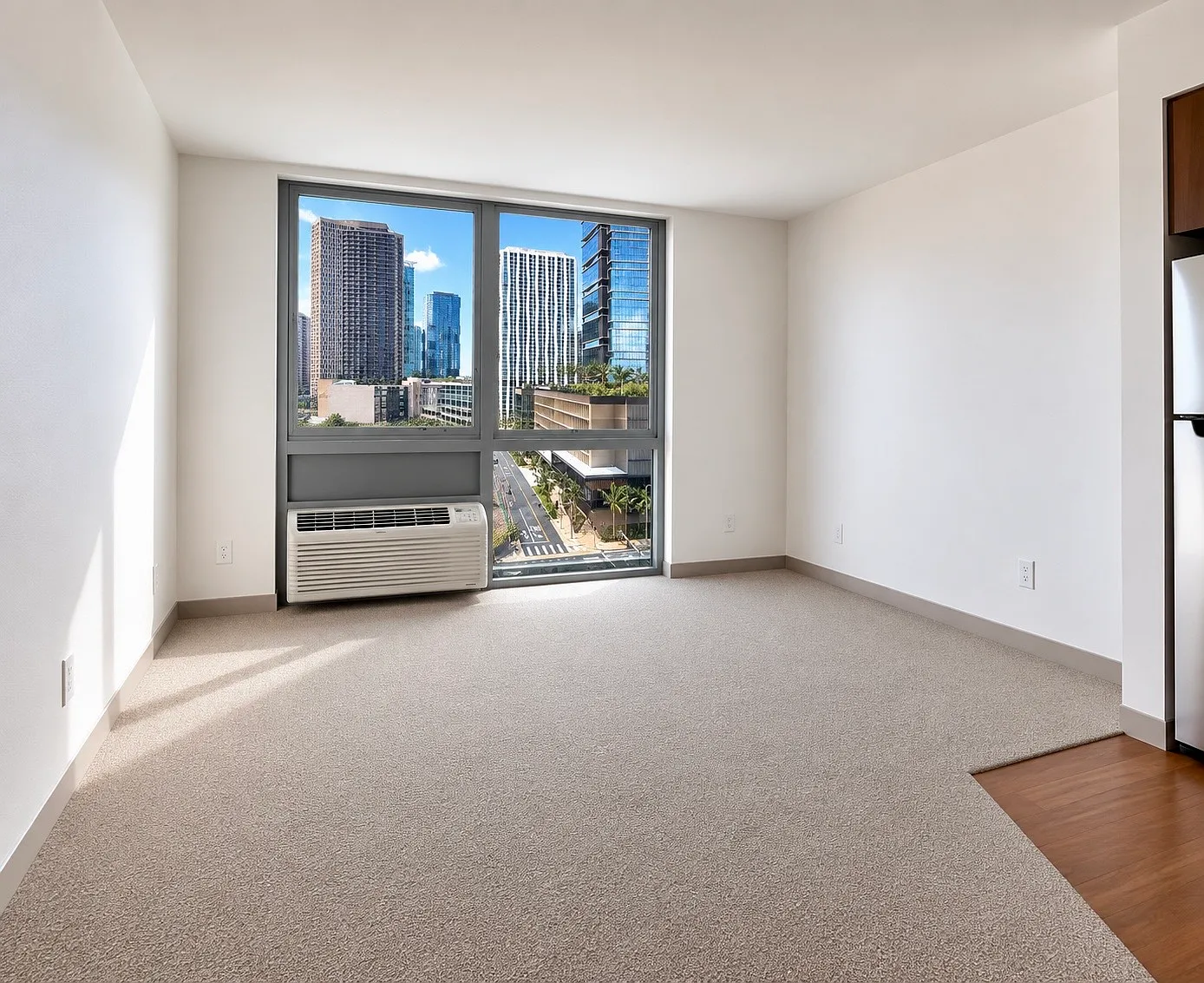 2 bed, 739 sqft, $3,550 — Photo 2