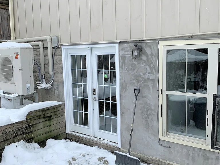 63 Becher St — Photo 12