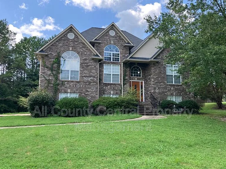 710 Small Lake Rd — Photo 1