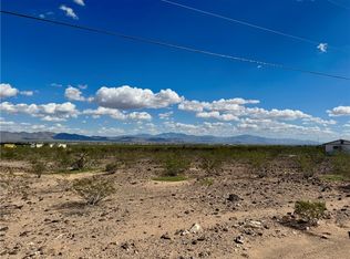 4484 N Drake Rd, Golden Valley, AZ 86413