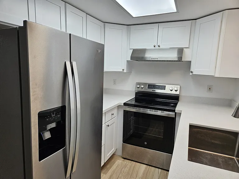 5008 Graham Way #D — Photo 8
