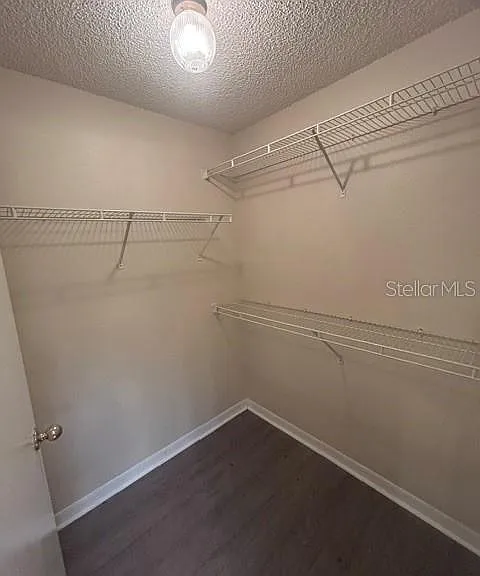 816 Shell Ln — Photo 9
