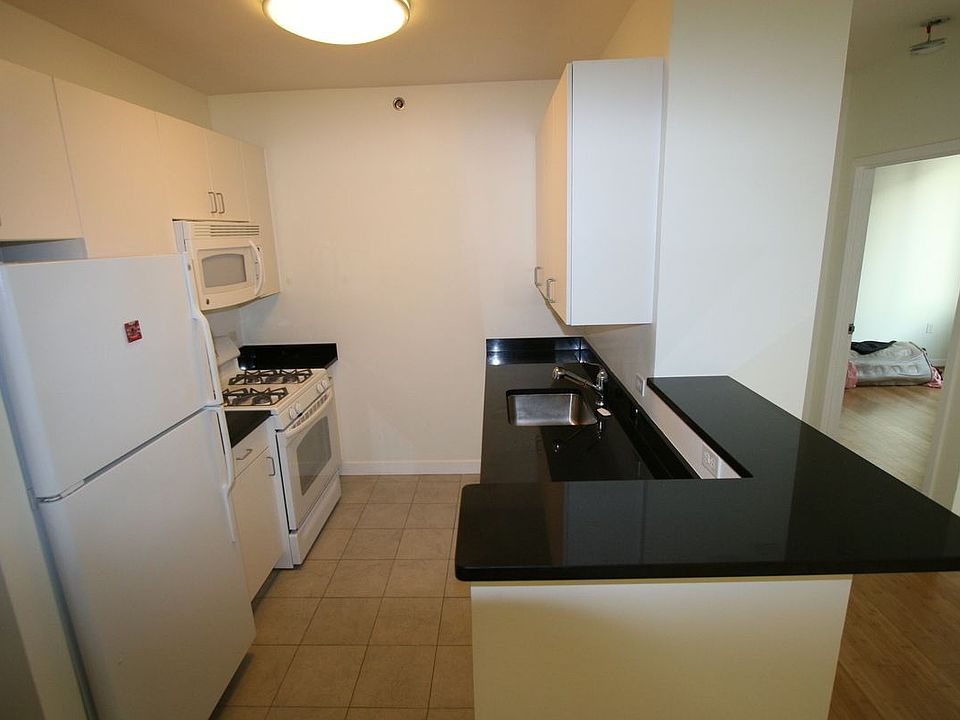 1st image of 40 W 116th St #X803