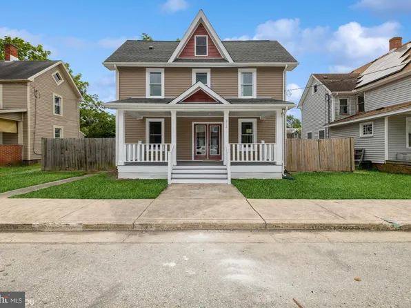 202 E Chestnut St, Delmar, MD 21875