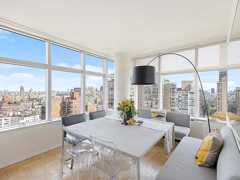 160 W 66th St #32D — Photo 4