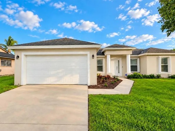 326 SE STARFISH Avenue, Port St Lucie, FL 34983