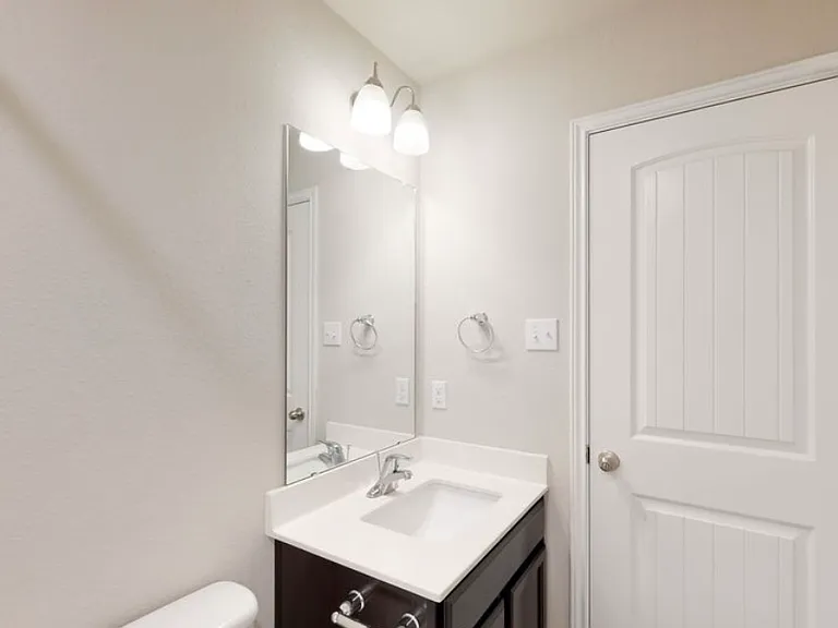 9105 Alabama Ave — Photo 11