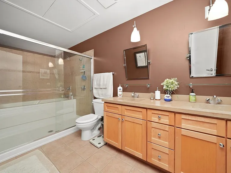 1530 S State St #1009 — Photo 14
