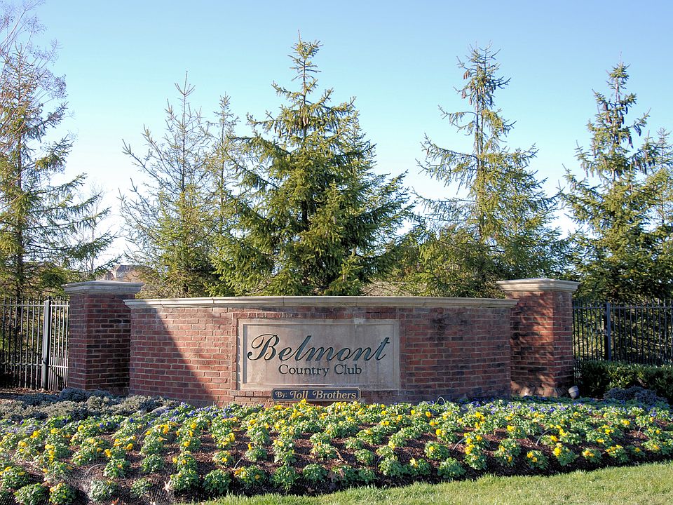 Country Club Entrance