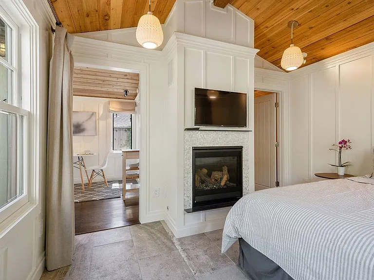 High End, Fully Furnished (Or Unfurnished), Cottage In Downtown Mill Valley! Plus Optional Additi... — Photo 7