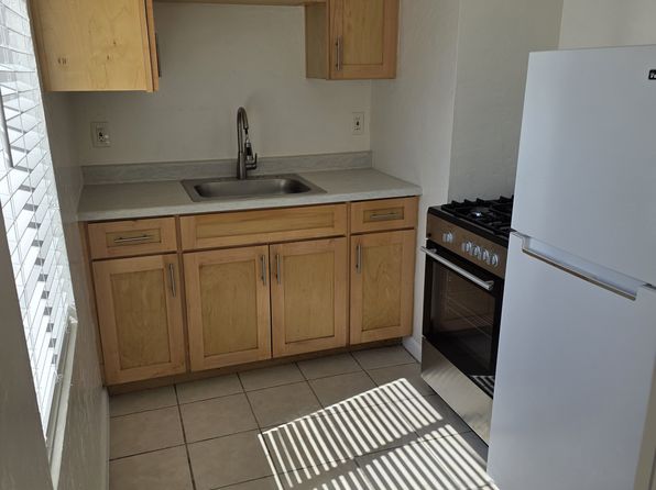 1420 Coolidge Ave #2