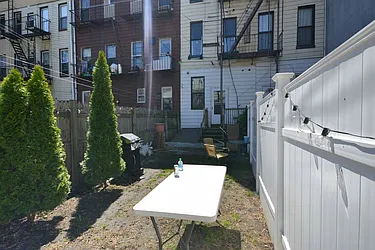 Rented by Bold New York