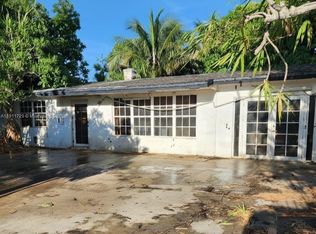 16310 SW 99th Ave, Miami, FL 33157