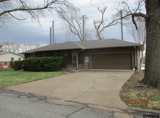 1352 Prospect Dr, Blair, NE 68008