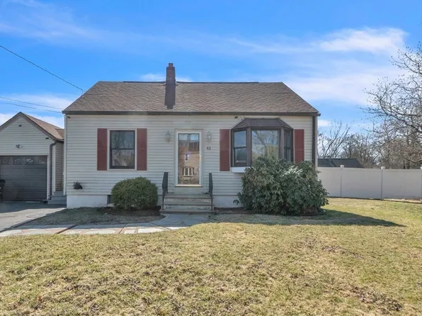 42 Anthony St, Agawam, MA 01001