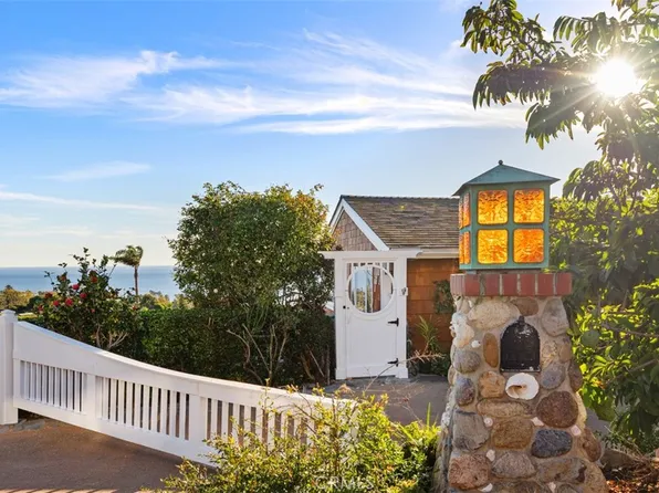 2 N Vista De La Luna, Laguna Beach, CA 92651