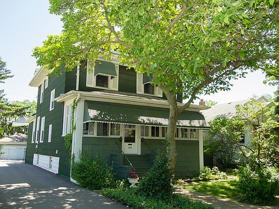 2nd image of 1007 N 6th Ave