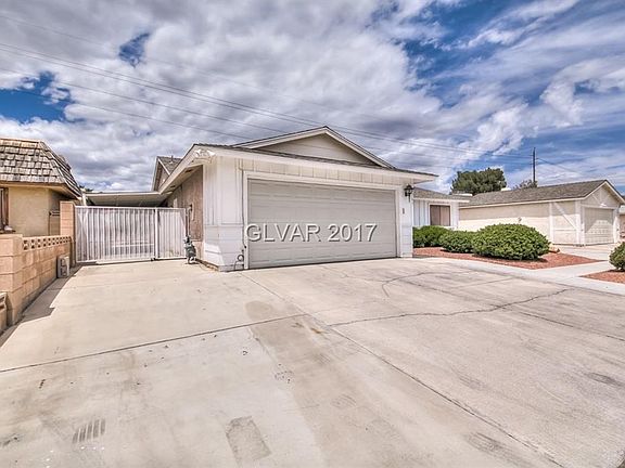 2nd image of 3761 Leisure Ln