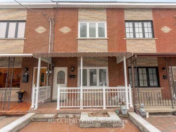 14 Peel Ave N, Toronto, ON M6J 1M4
