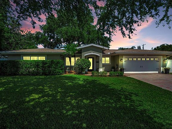 2nd image of 1732 Golf View Dr