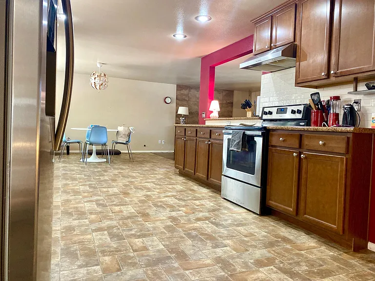 2722 Flintridge Dr — Photo 8