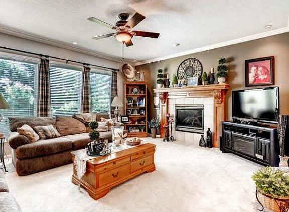3rd image of 603 Rock Creek Dr