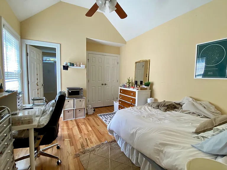 3925 Lexington Dr — Photo 14