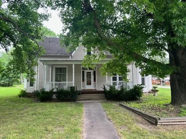 402 S Washington St, Nevada, MO 64772