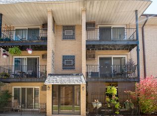 8435 W Bryn Mawr Ave #2SW, Chicago, IL 60631