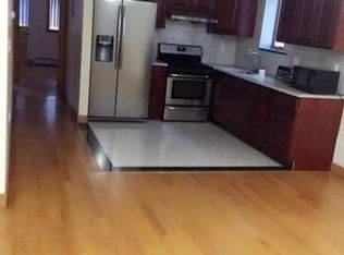 4228 158th St, Flushing, NY 11358