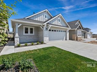 212 W Radiant Ridge Dr, Meridian, ID 83642