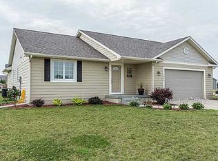 234 17th St SW, Altoona, IA 50009