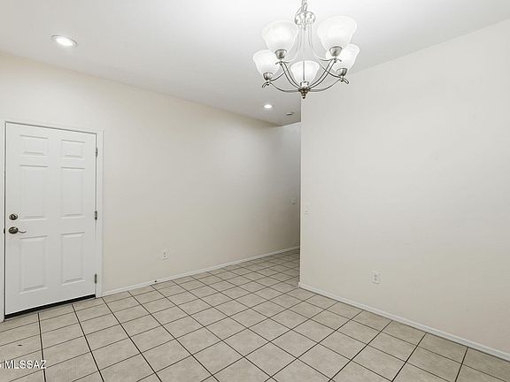 5th image of 207 W Calle Matraca
