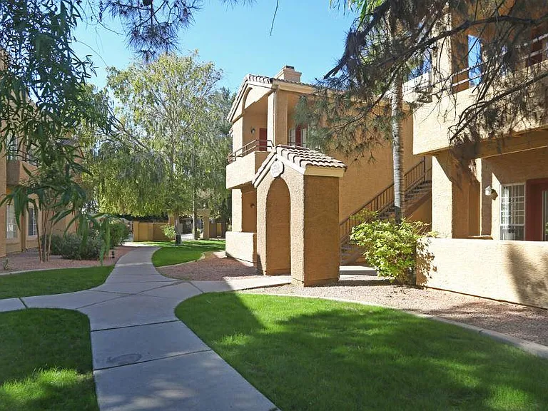 Hohokam Villas — Photo 13