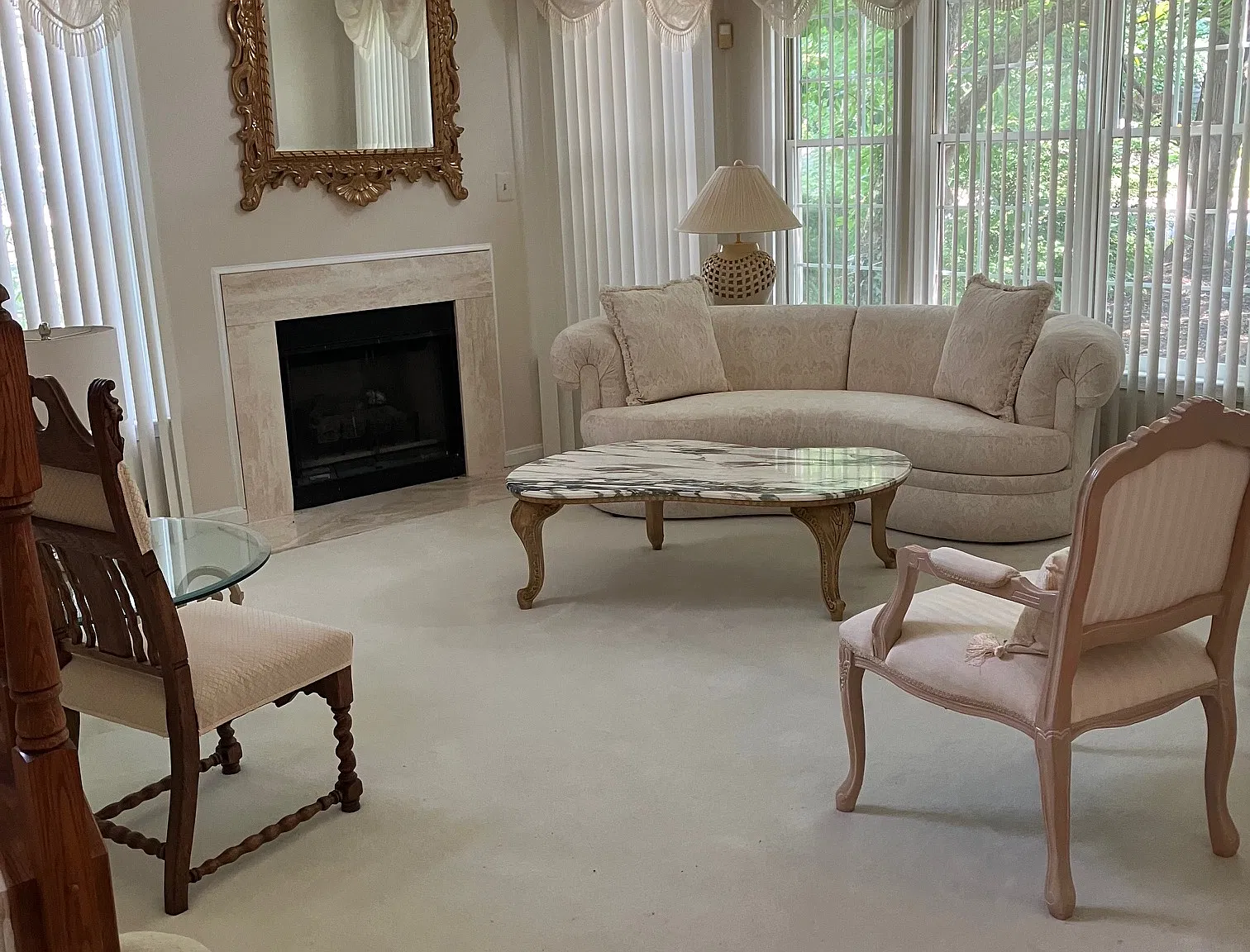 4 bed, 3.5 bath, 3500 sqft, $5,800 — Photo 2