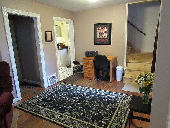 5th image of 1805 S. 28th St.