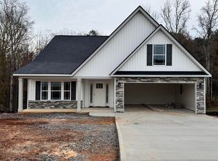 150 Double Creek Dr, Gaffney, SC 29341