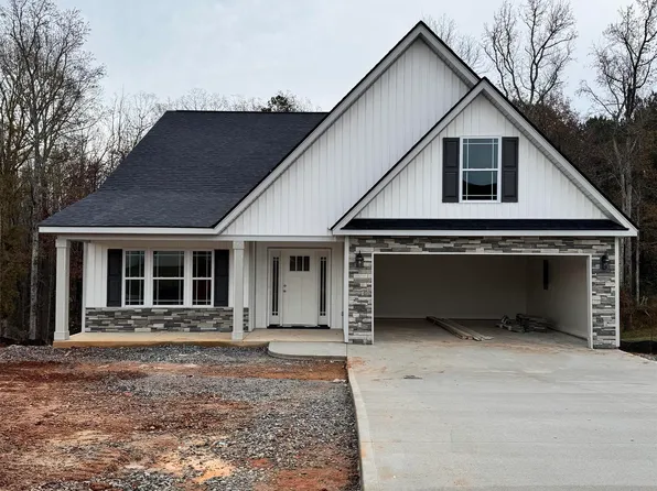 150 Double Creek Dr, Gaffney, SC 29341